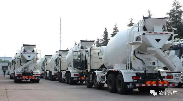 梦之城轻量化系列搅拌车