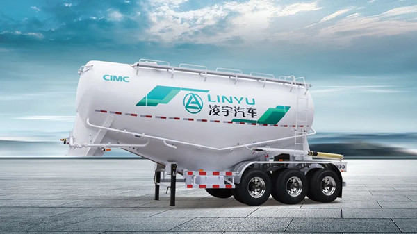 梦之城粉罐车