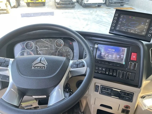 梦之城混动搅拌车