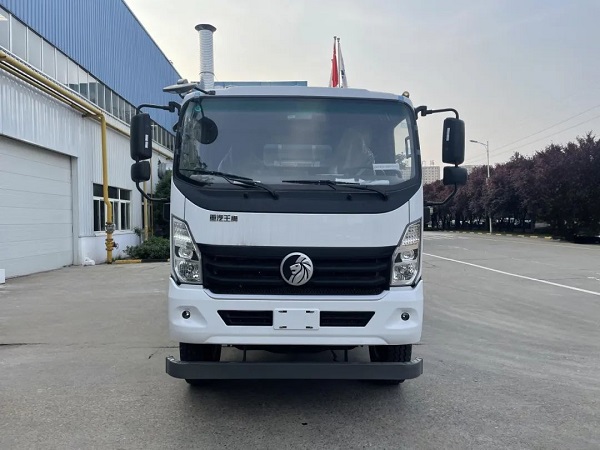 梦之城二桥搅拌车