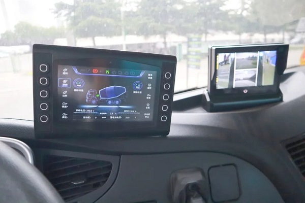 解放梦之城混动搅拌车