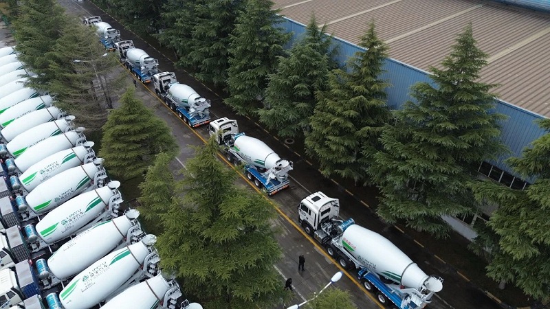梦之城半挂搅拌车