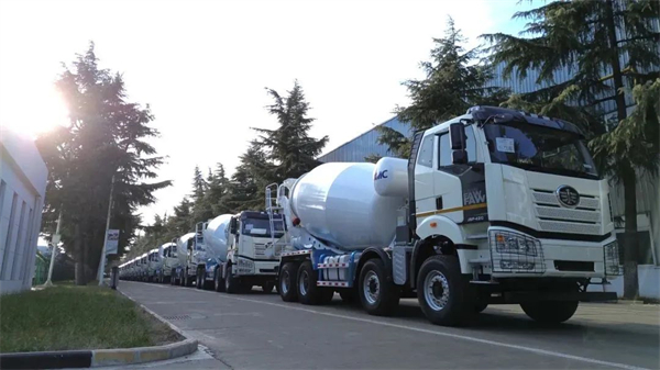 梦之城汽车