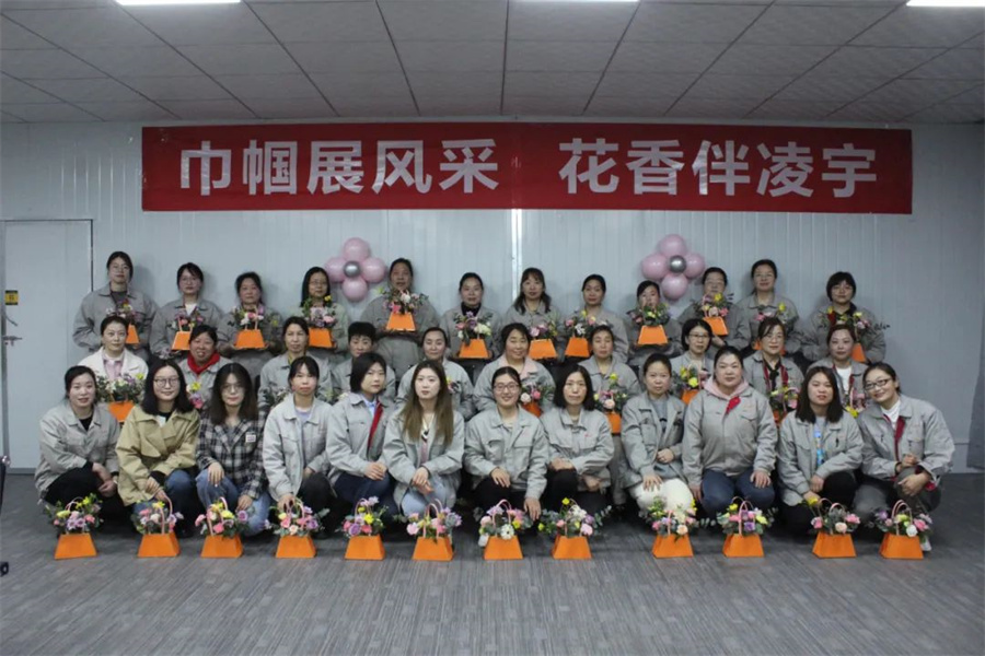玫瑰亦铿锵，，，，梦之城女工有实力！
